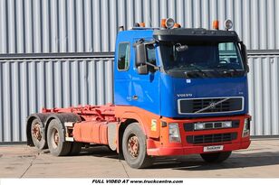 VOLVO FH 520, 6x2, EURO 5, LIFTING AXLE camión con gancho