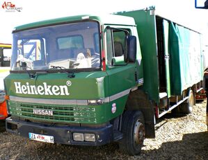 Nissan M110.14 camión con lona corredera para piezas