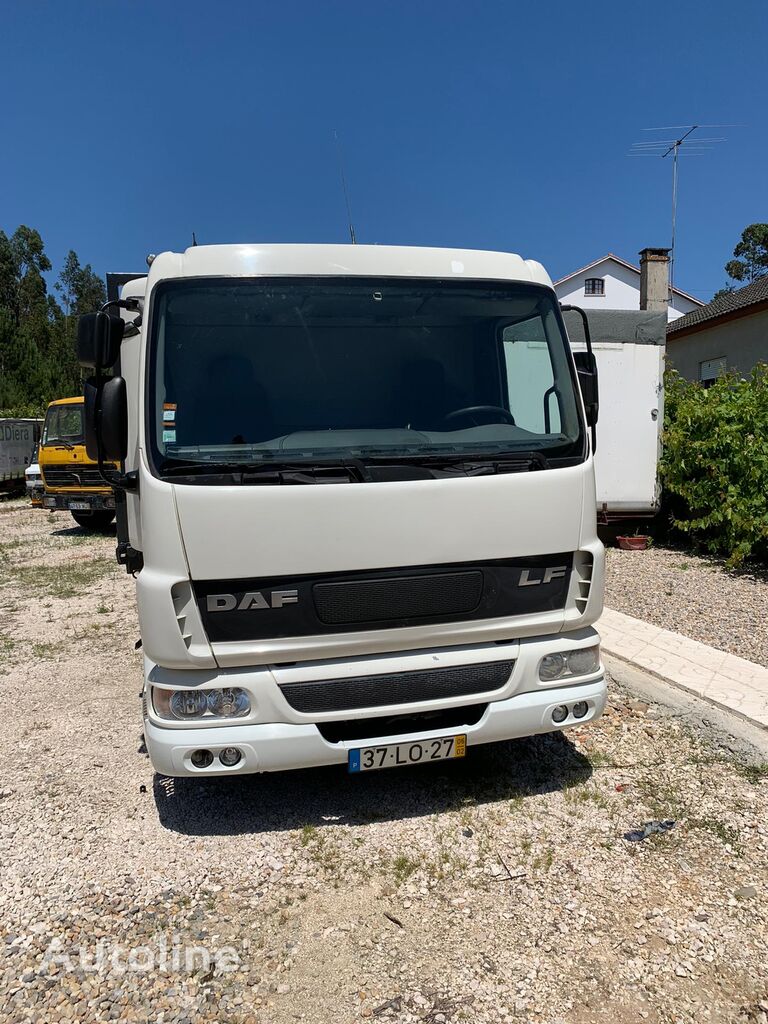 DAF LF 45.220 camión furgón nuevo