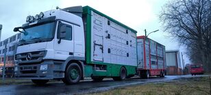 Mercedes-Benz Actros 1844  Finkl 2 Stock + Pezzaioli 3 Stock camión para transporte de ganado