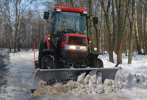 Hilltip SnowStriker™ 1650-2600 STR snow plows for compact tractors and l cuchilla quitanieves nueva
