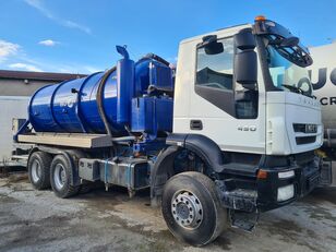 IVECO Trakker 260T 450 6x6 camión de vacío
